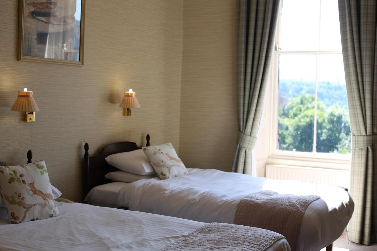 Pitlochry Dundarach Hotel Room photo