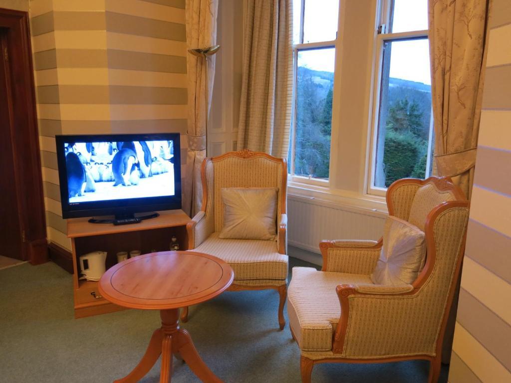 Pitlochry Dundarach Hotel Room photo